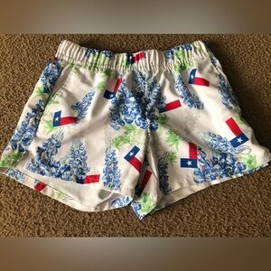 Magellan Outdoor Fishing Shorts womens small Texas Flag Bluebonnets Swim Trunks
